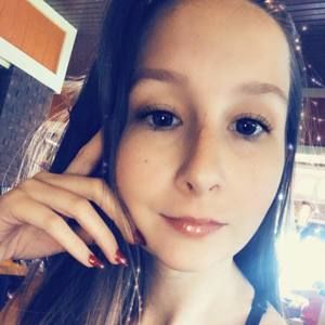 Meet your Posher, Candace